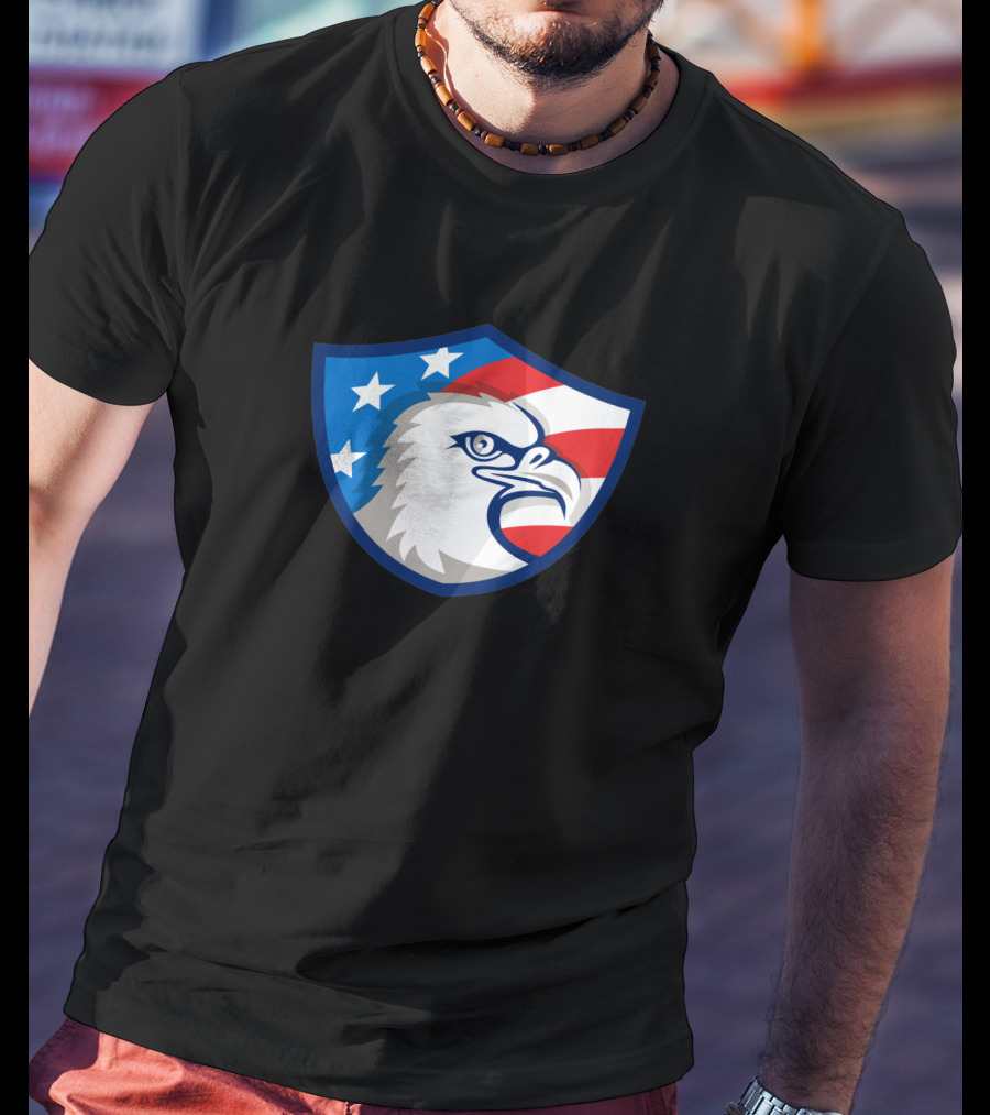 Bald Eagle Head USA Flag Shield Retro 1463 Stars And Stripes Motif T-Shirt