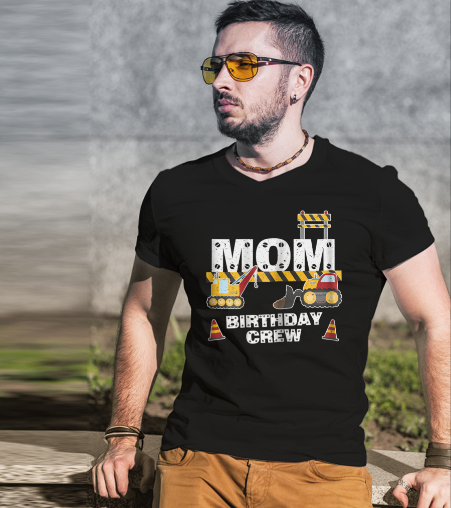 Mom Construction Theme Birthday Crew Party T-Shirt
