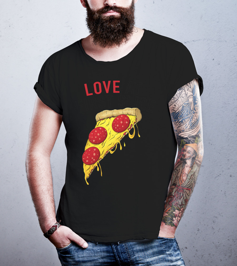 LOVE AT FIRST SLICE Pizza Men Girls Mom And Baby68 T-Shirt