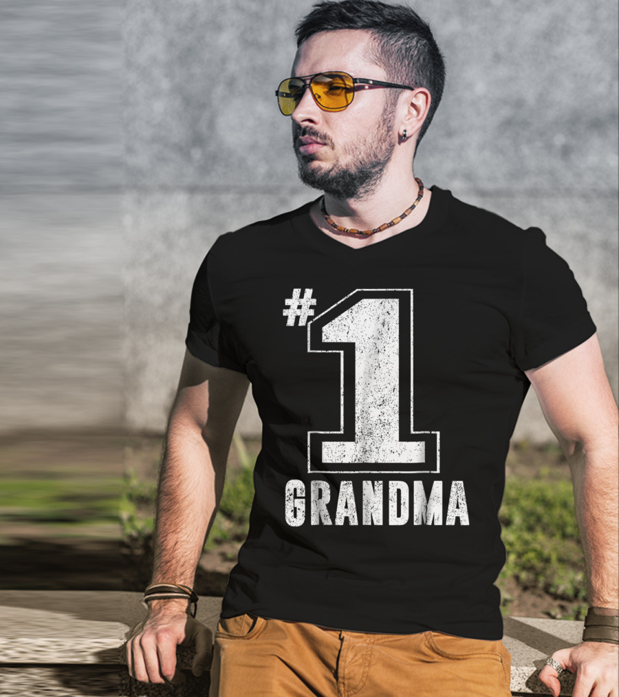 1 Grandma T-Shirt
