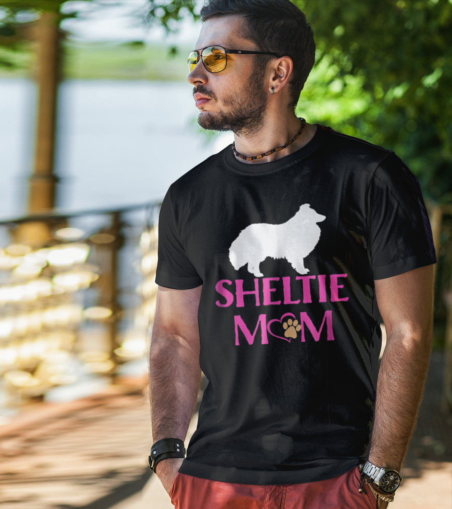 Sheltie Mom With Heart And Paw Prints T-Shirt