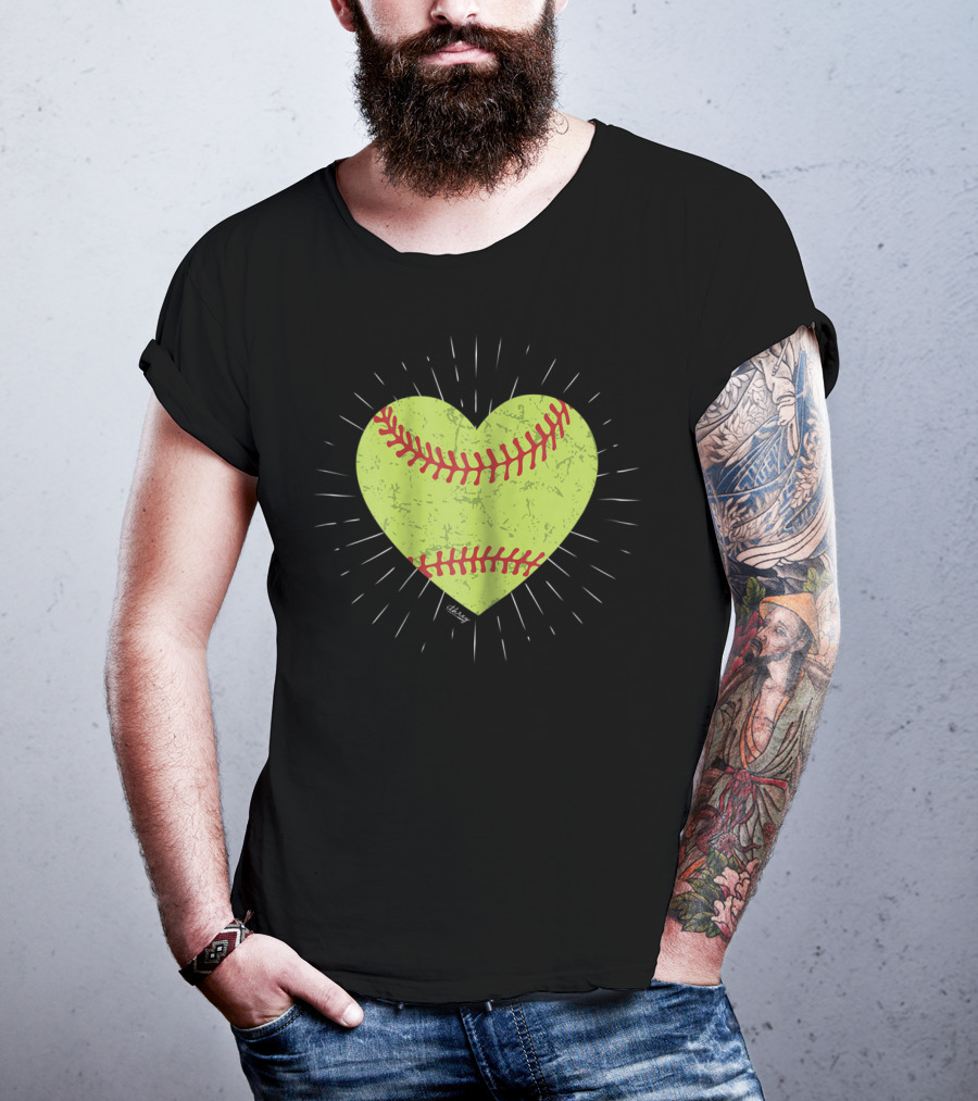 Softball Distressed Heart Cute Mom Love T-Shirt