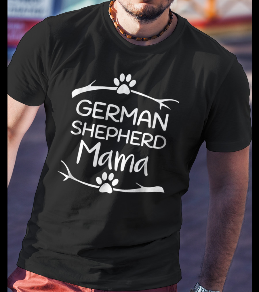 German Shepherd Mama German Shepherd Paw Print Mama T-Shirt