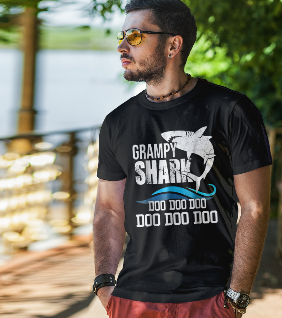 Grampy Shark Doo Doo Doo Halloween Grandma Mother Mom T-Shirt