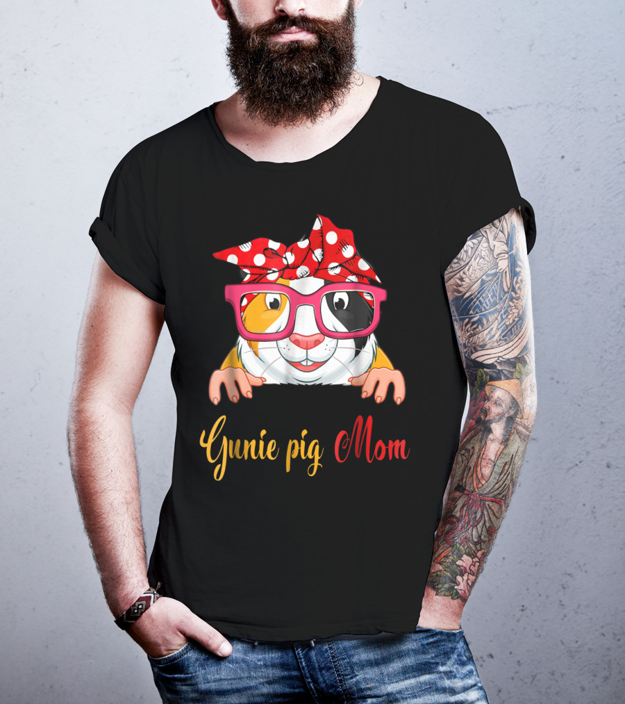 Guinea Pig Mom Red Glasses Bandana 37 T-Shirt