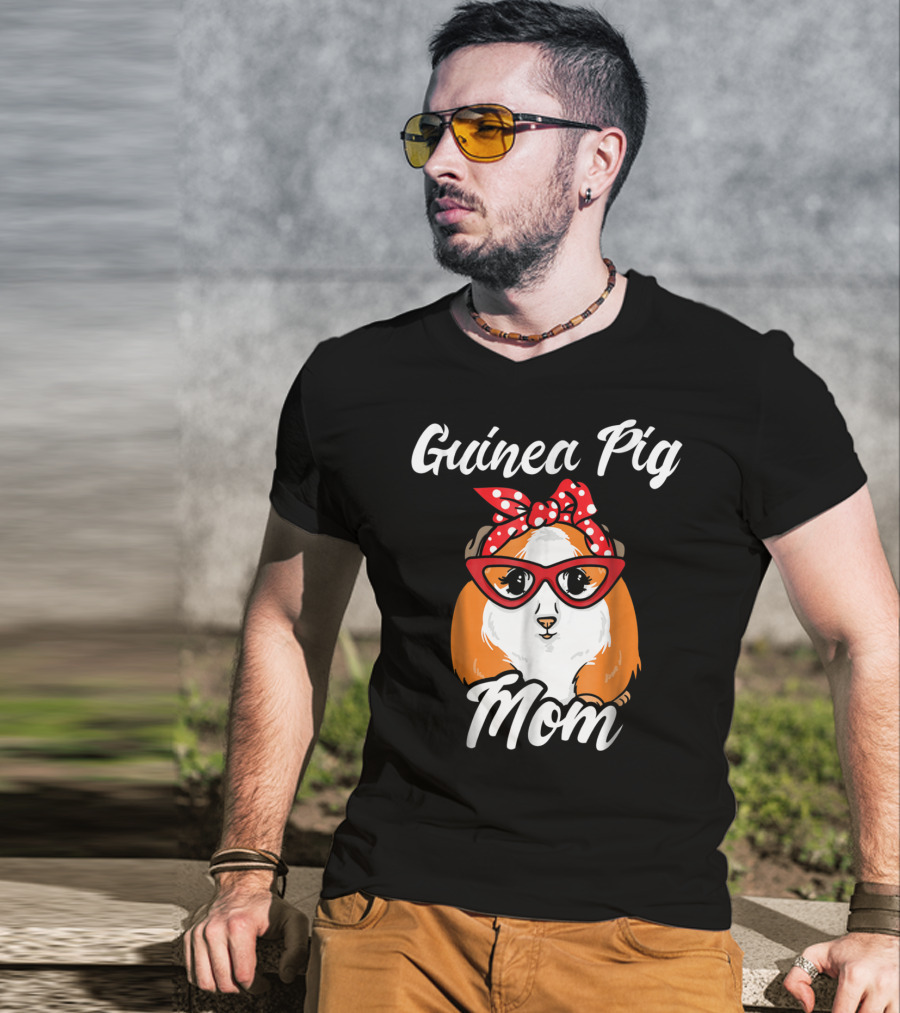 Guinea Pig Mom Mother Present Peruvian Pet Lover Gift T-Shirt