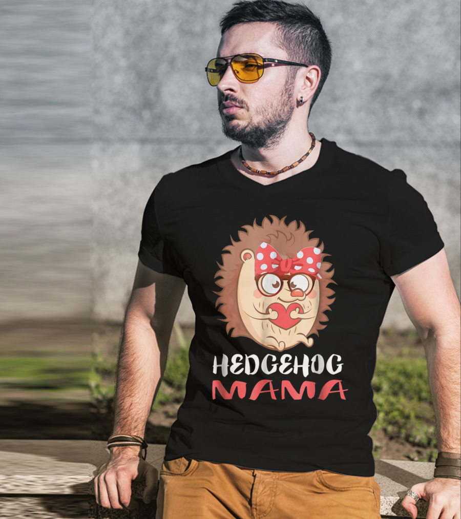 Hedgehog Mama Pet Lover Owner Mom With Glasses And Polka Dot Bow T-Shirt