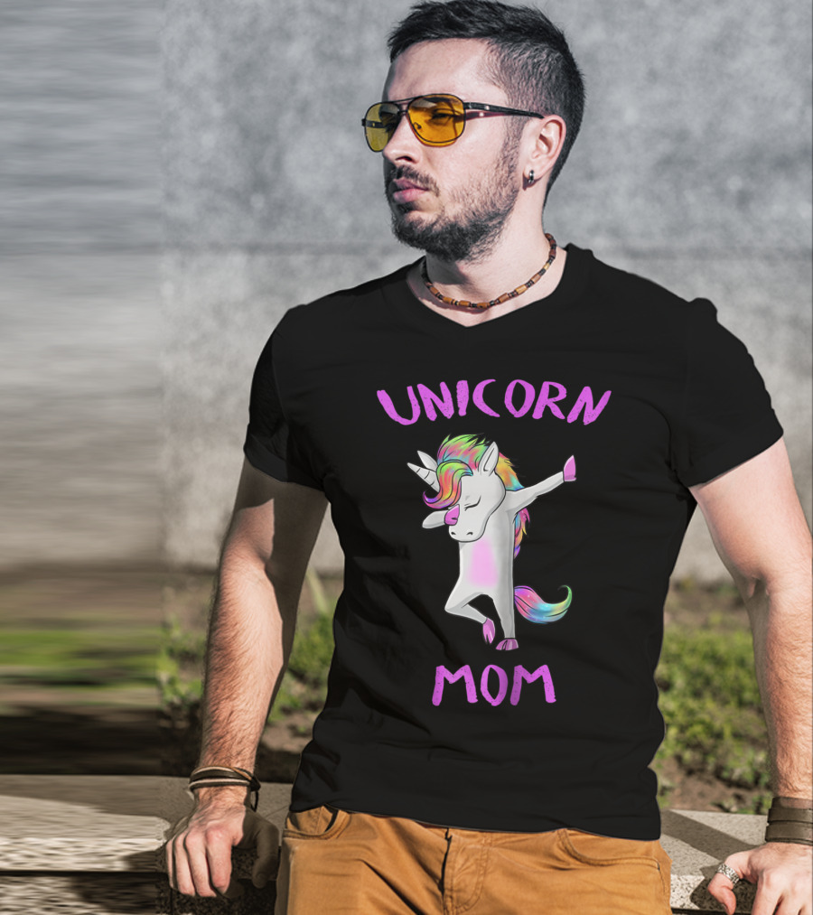Unicorn Mom Dabbing Rainbow Unicorn Dab T-Shirt