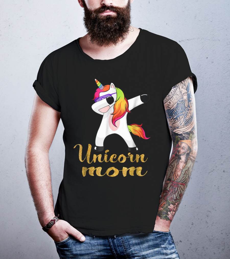Unicorn Mom Glitter Text Rainbow Hair Dabbing Unicorn T-Shirt