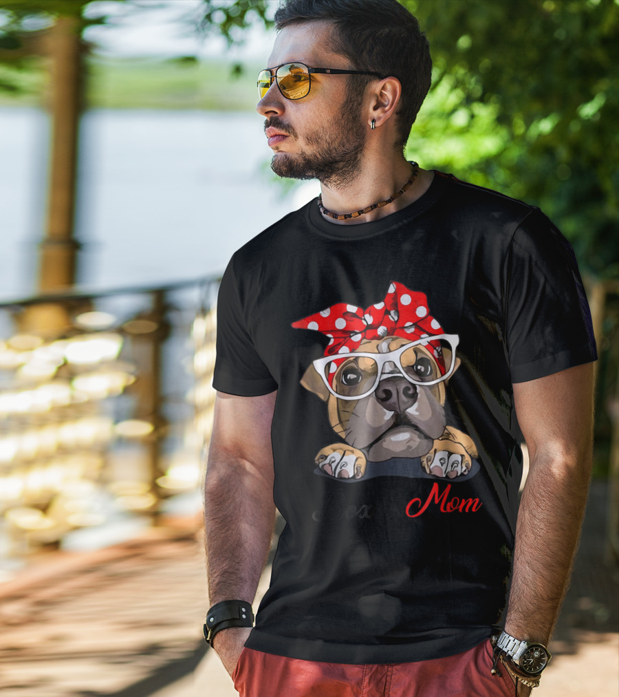 Boxer Mom Funny Boxer Dog With Glasses And Red Polka Dot Bandana T-Shirt
