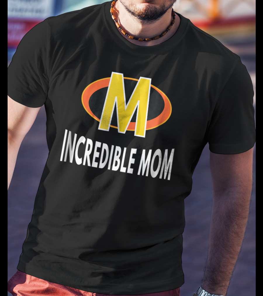 Incredible Mom Bold Text Superhero Icon M T-Shirt