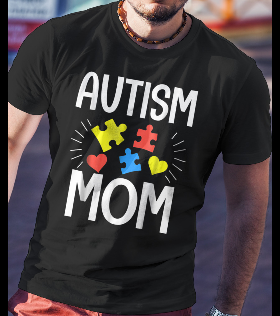 AUTISM MOM Puzzle Heart T-Shirt