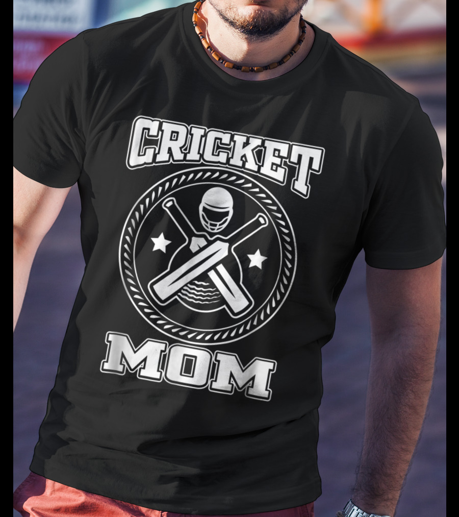 Cricket Mom Bat Ball Team Helmet Stars Field T-Shirt