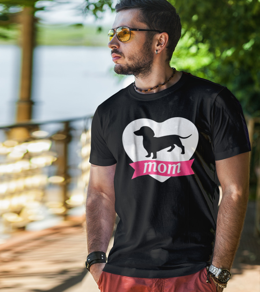 DACHSHUND MOM Heart Silhouette Vintage Fleece T-Shirt