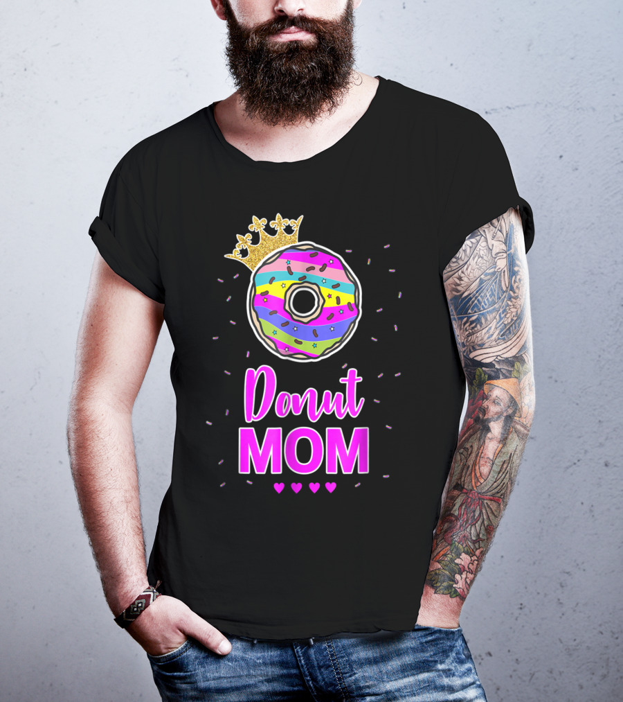 Donut Mom Birthday Girl Matching Family Cake24 Multicolored Crown Hearts T-Shirt