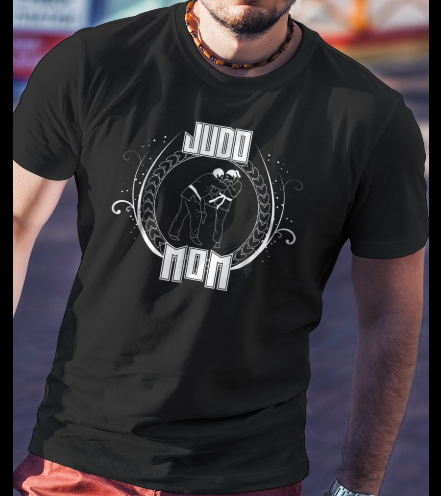 Judo Mom Black Belt Throwing Fight Sport Artistry T-Shirt