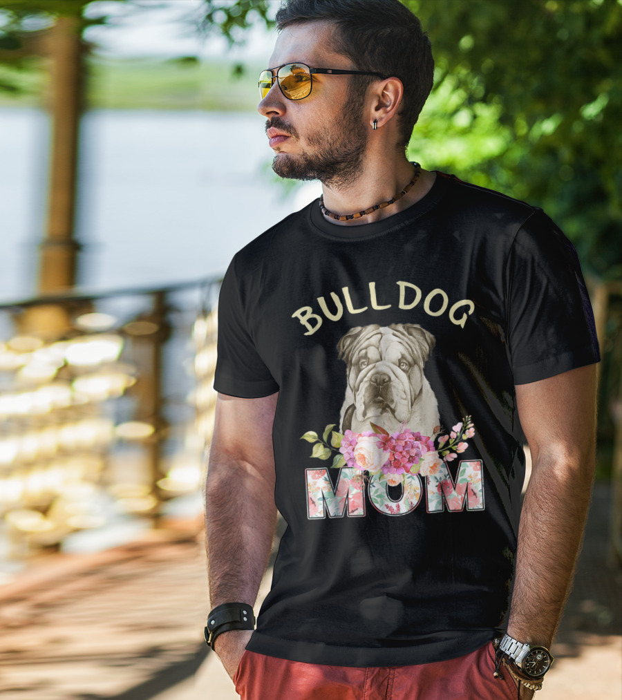 BULLDOG MOM Floral Bulldog T-Shirt