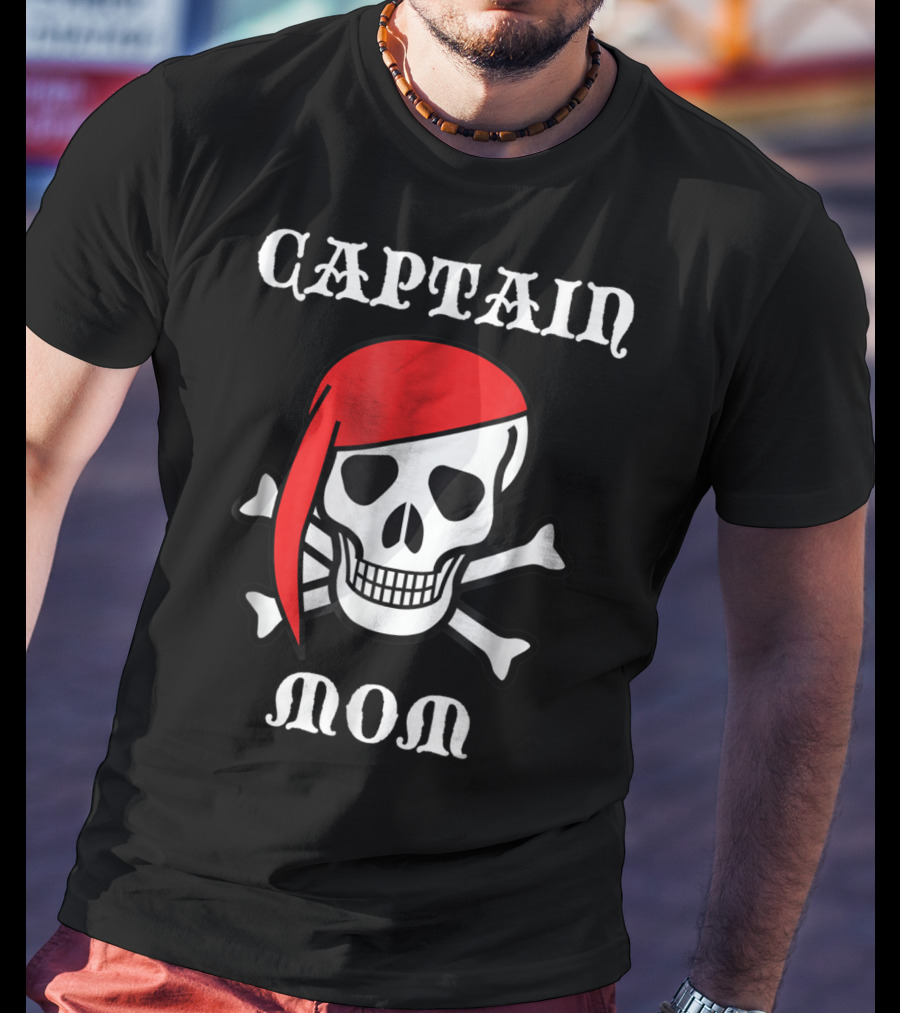 Captain Mom Skull Crossbones Red Bandana T-Shirt