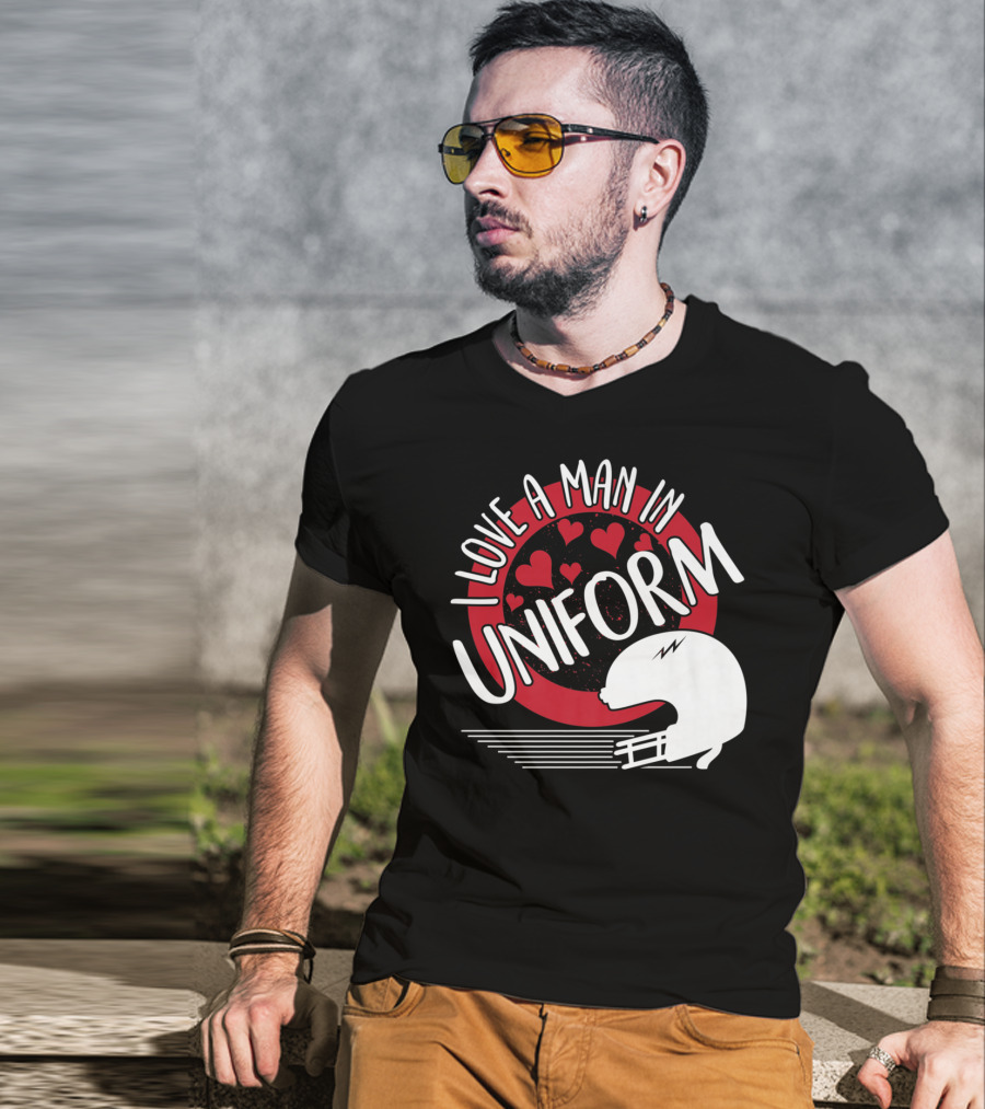I Love A Man In Uniform Football Player Helmet Hearts Mom35 T-Shirt