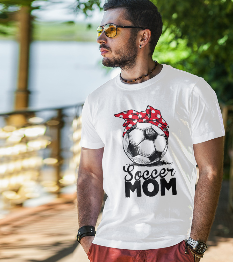 Funny Soccer Mom Polka Dot Bandana Vintage Soccer Fan Player17 T-Shirt