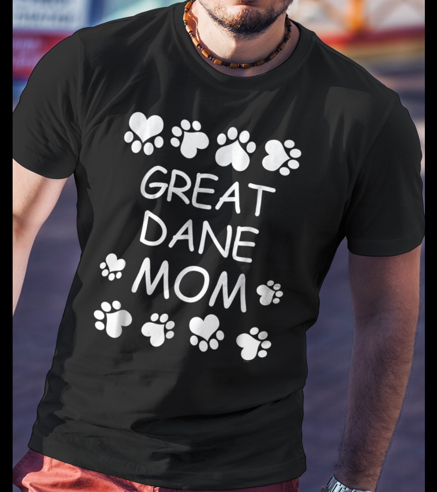 Great Dane Mom Paw Print Heart Design For Christmas Birthday T-Shirt