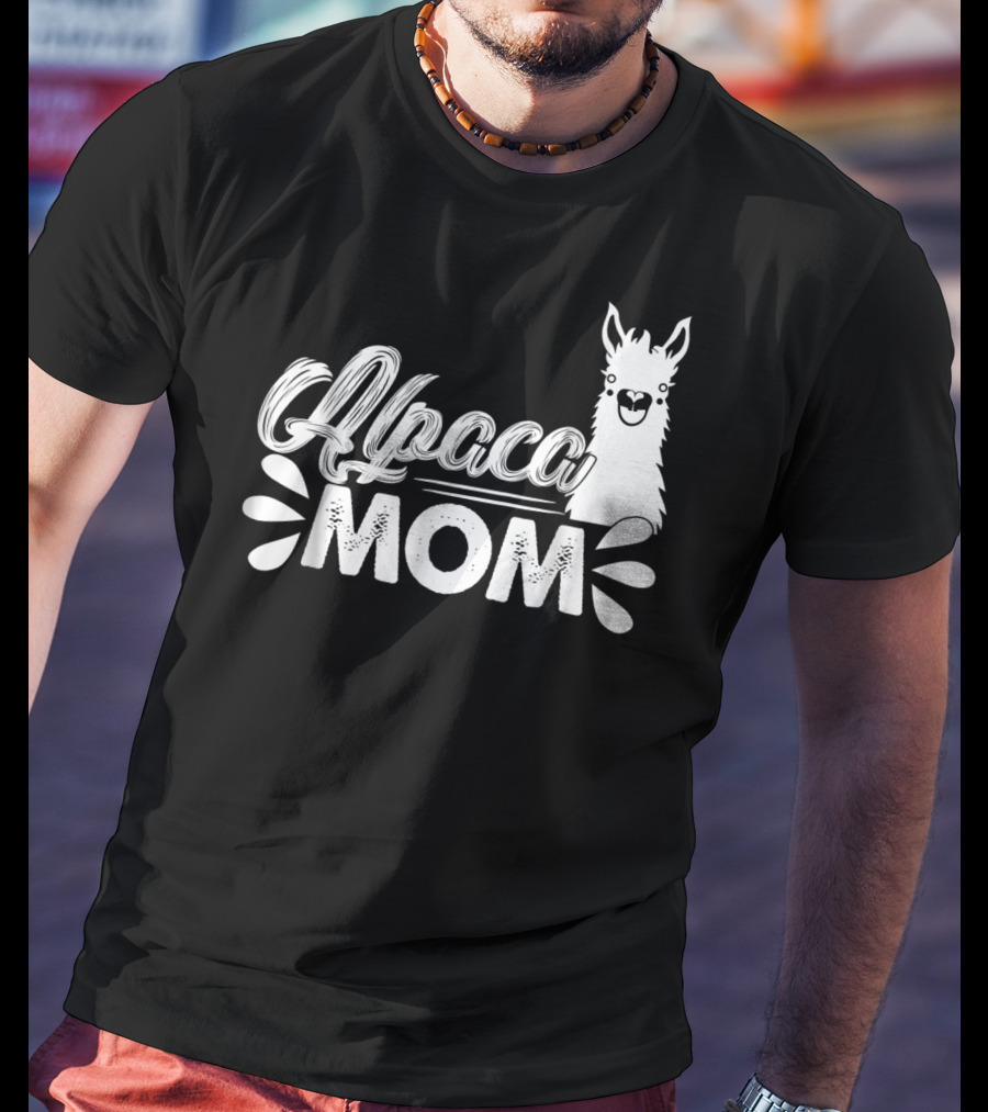 Alpaca Mom Cute Animal T-Shirt