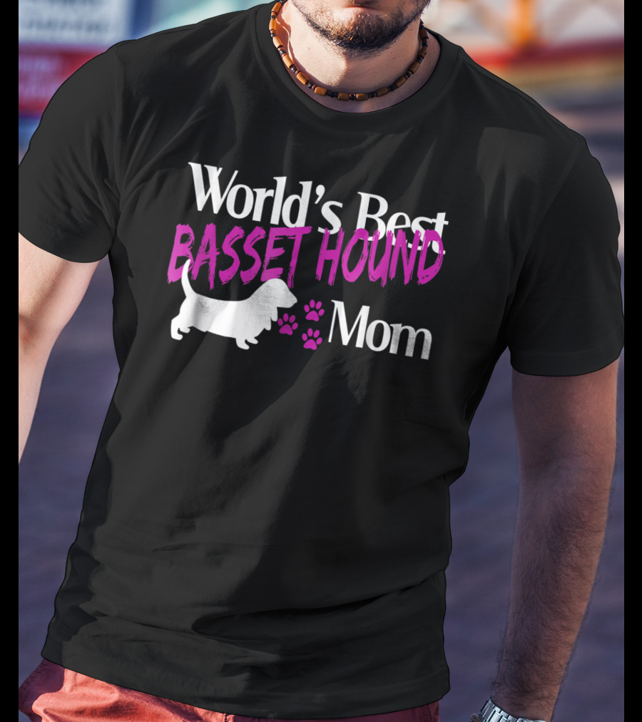 World's Best Basset Hound Mom T-Shirt