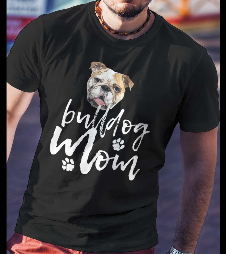 Bulldog Mom Adorable Dog Face With Paw Prints T-Shirt