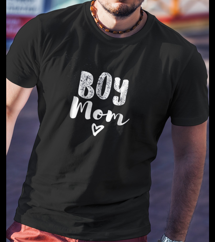 Boy Mom Heart Icon Text T-Shirt
