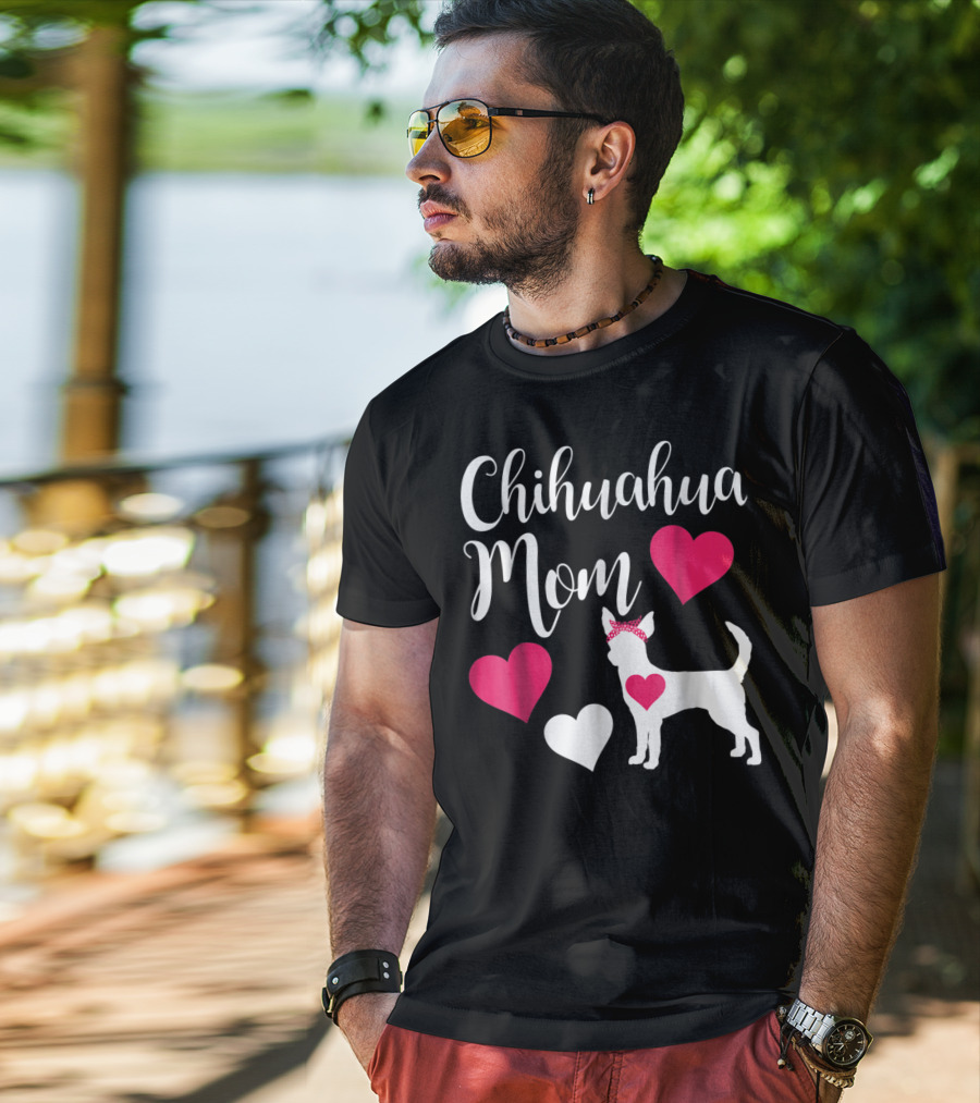Chihuahua Mom Heart Love Bow Chihuahua Owner T-Shirt