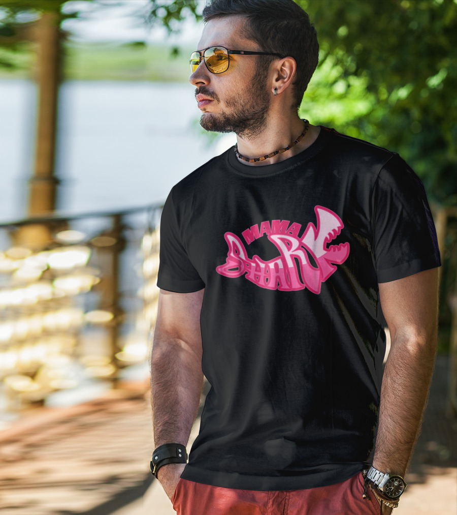 Mama Shark Cute Stylist Mom Mothers Wife T-Shirt