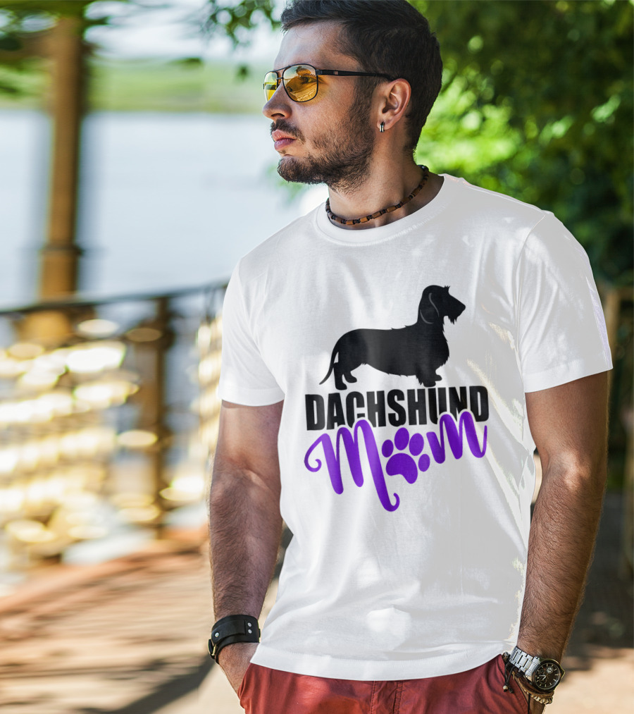 Dachshund Mom Wirehair Paw T-Shirt