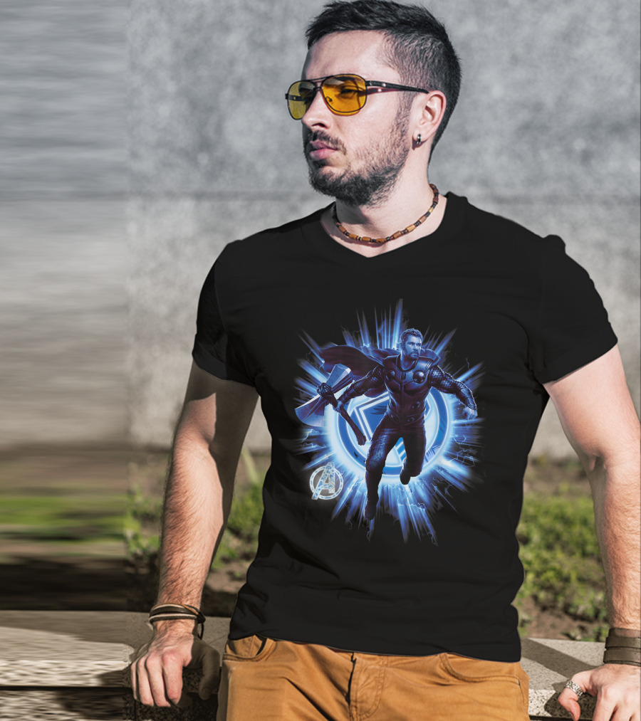 Thor Avengers Endgame Blast With Axe And Blue Lightning Background T-Shirt