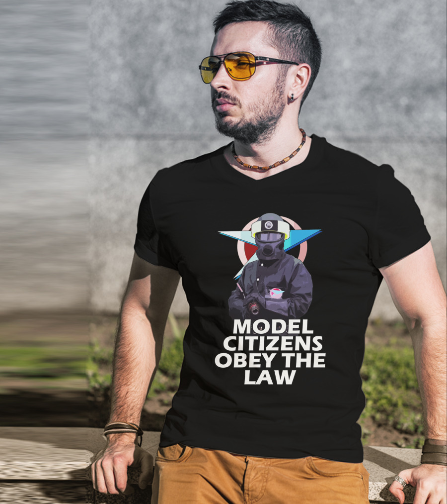 MODEL CITIZENS OBEY THE LAW Blake's 7 Federation T-Shirt