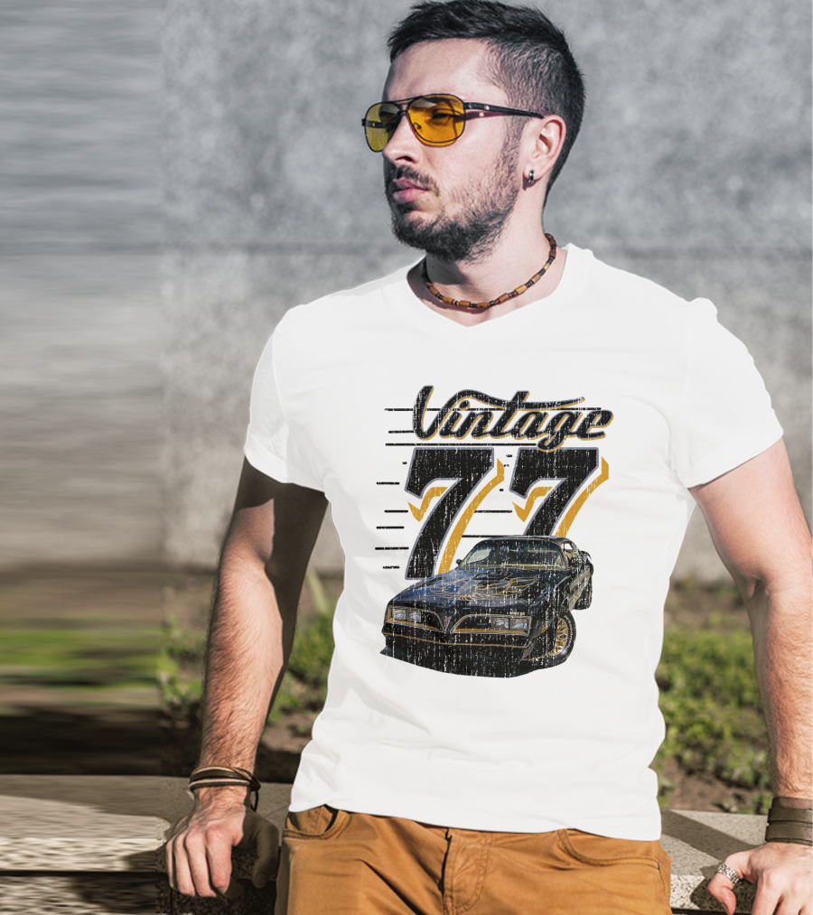 Vintage 77 Smokey And The Bandit 1977 Pontiac Trans Am T-Shirt
