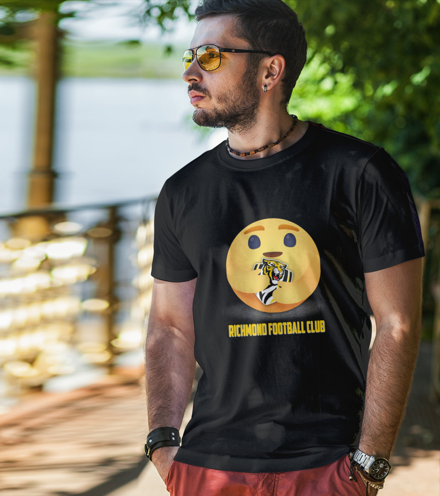 Richmond Football Club Emoji Tiger Hug T-Shirt