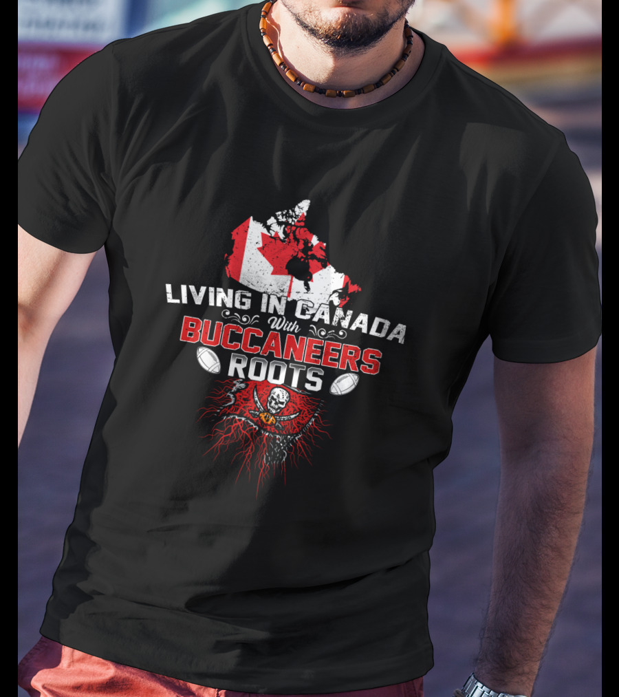 Living In Canada With Buccaneers Roots Football Icon Canada Map T-Shirt