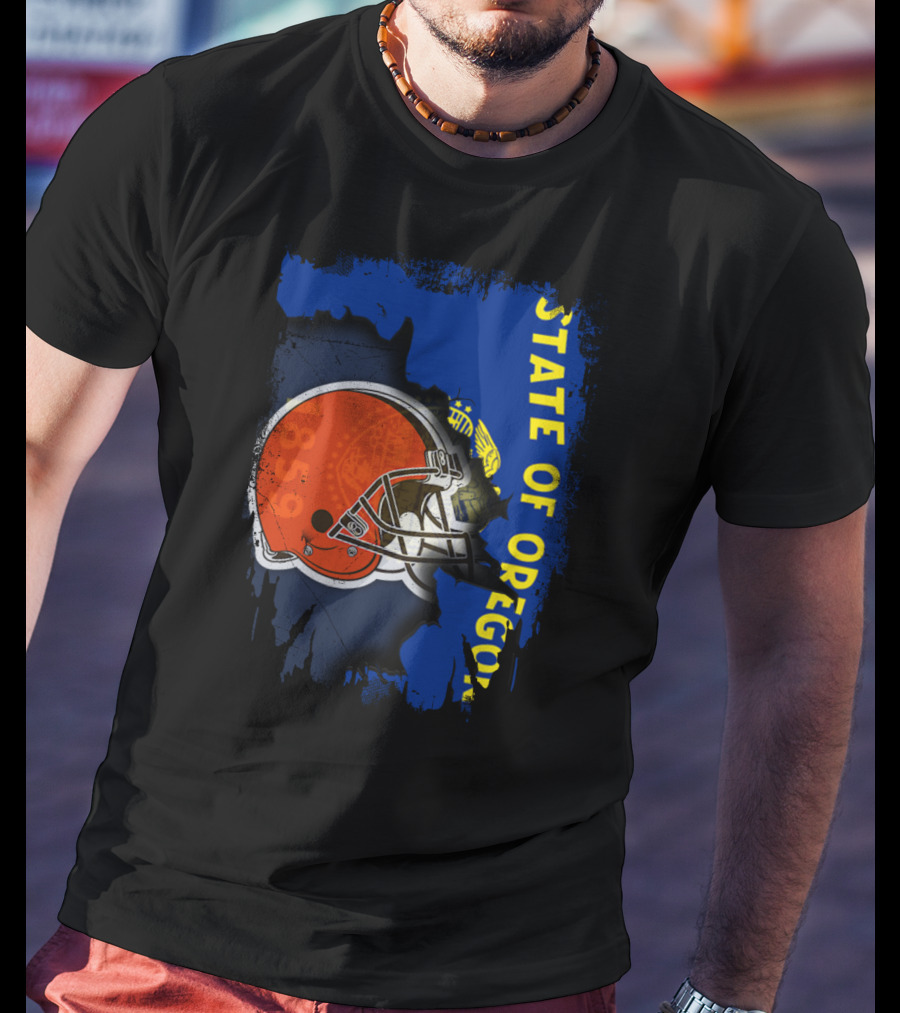 State Of Oregon Football Helmet 8759 T-Shirt
