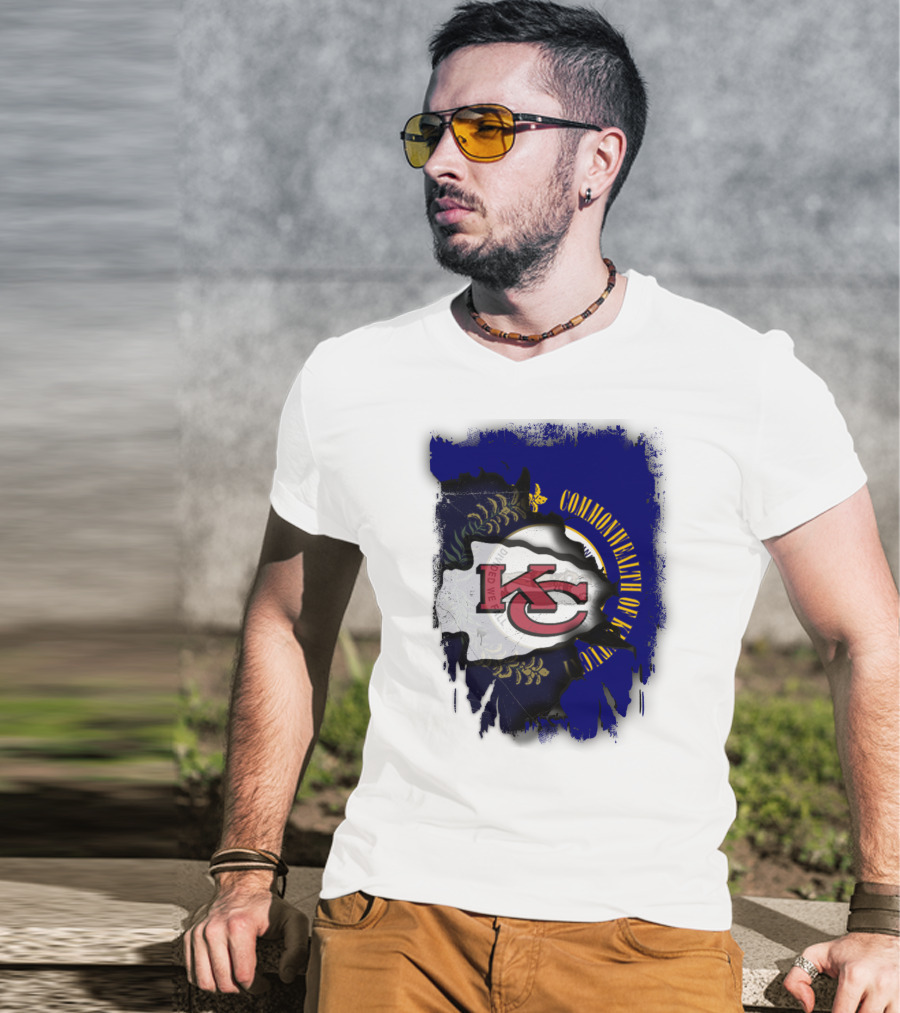 Kansas City Chiefs And Commonwealth Of Kentucky United T-Shirt
