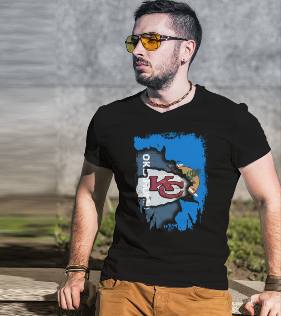 Oklahoma Chiefs Unity KC Logo With State Flag T-Shirt