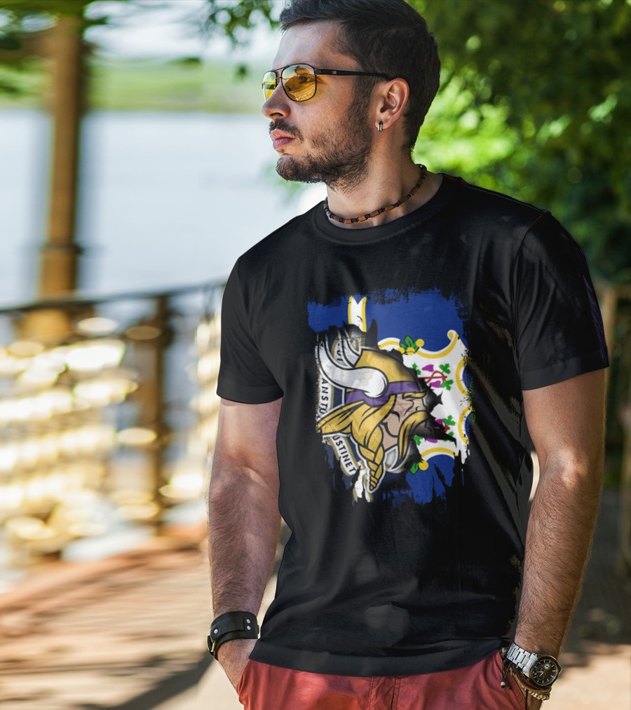 Connecticut State Flag Blended With Vikings Football Team T-Shirt