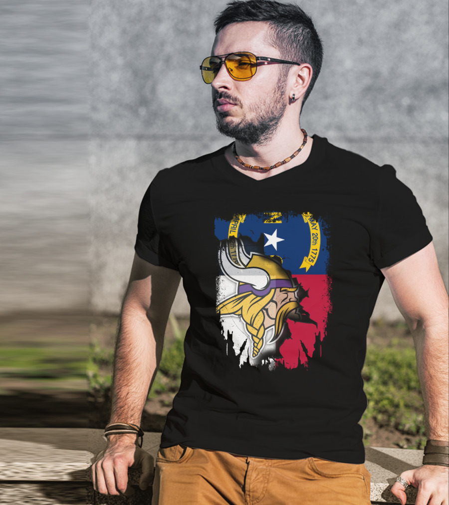 North Carolina Flag With Viking Head Logo April 12th 1776 May 20th 1775 T-Shirt