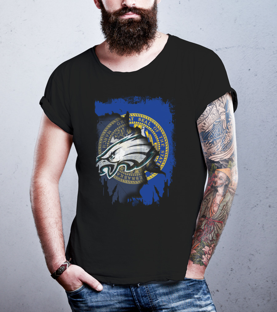 Great Seal Of Nebraska With Eagles Roaring T-Shirt
