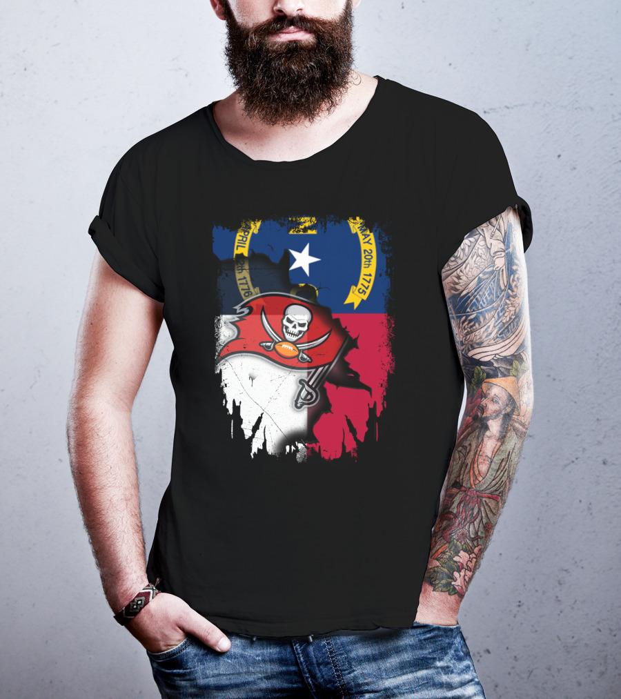 Together North Carolina With Buccaneers Flag And North Carolina Coat Of Arms April 1776 T-Shirt