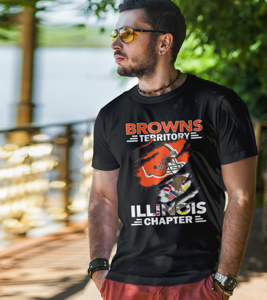 Browns Territory Illinois Chapter Helmet And American Eagle T-Shirt