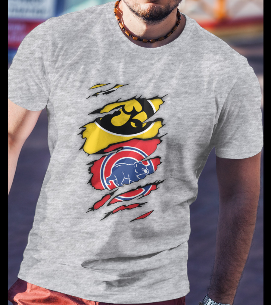 Chicago Cubs Iowa Hawkeyes Mashup T-Shirt
