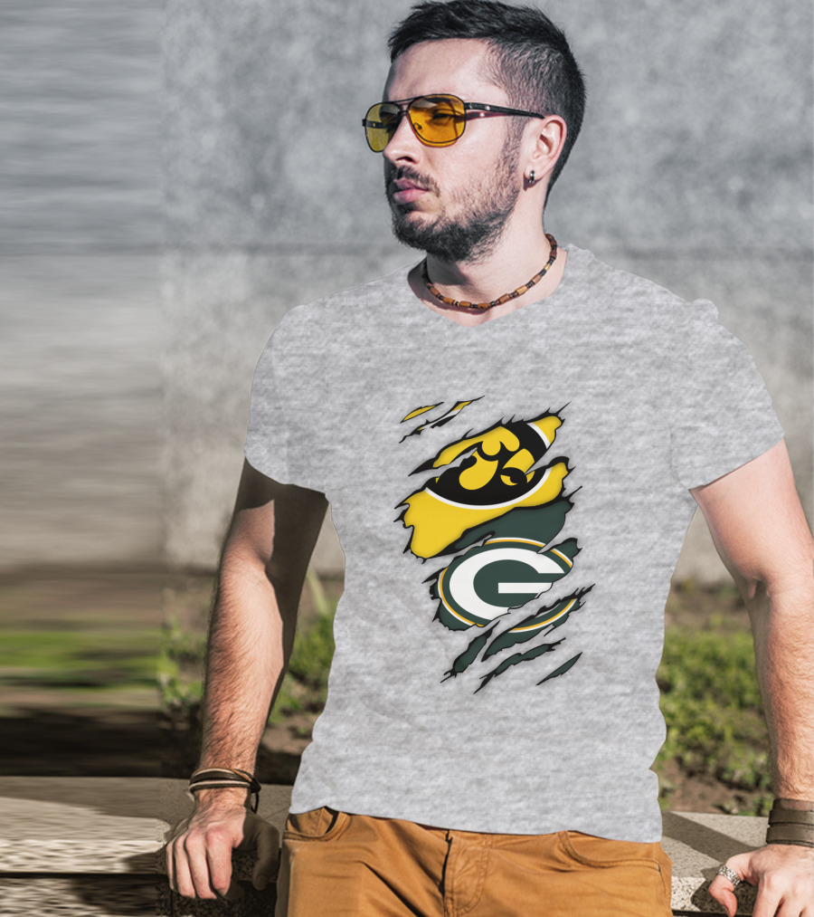 Green Bay Packers Iowa Hawkeyes Team Spirit Logo Fusion T-Shirt