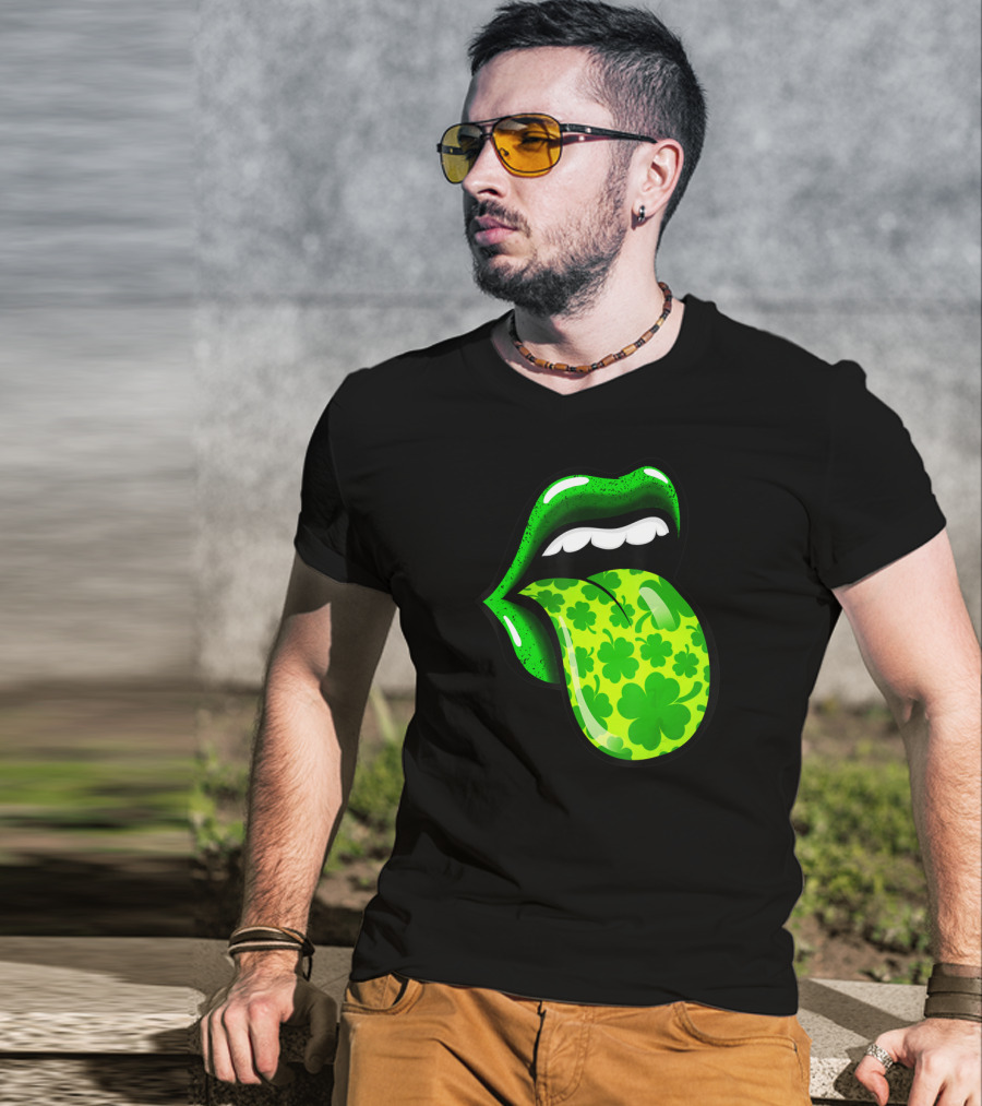 Green Shamrock Lips St Patricks Day Women T-Shirt
