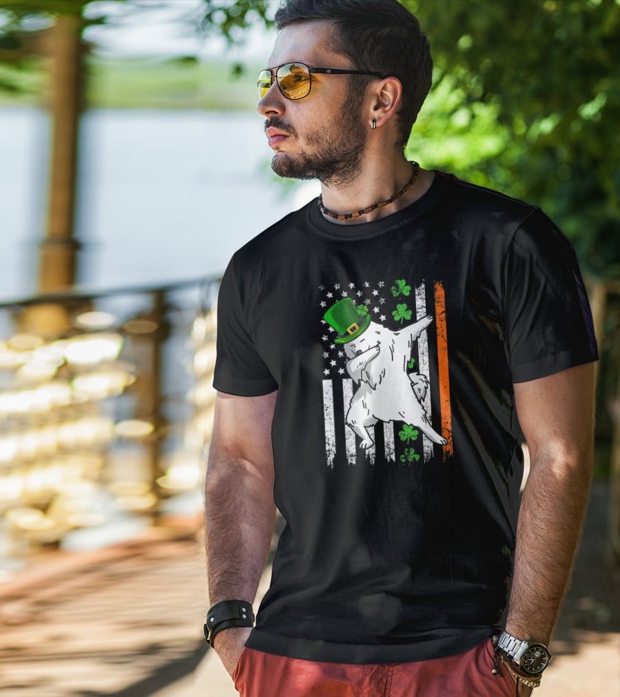 Dabbing Samoyed Leprechaun Patrick Irish Flag Shamrocks T-Shirt