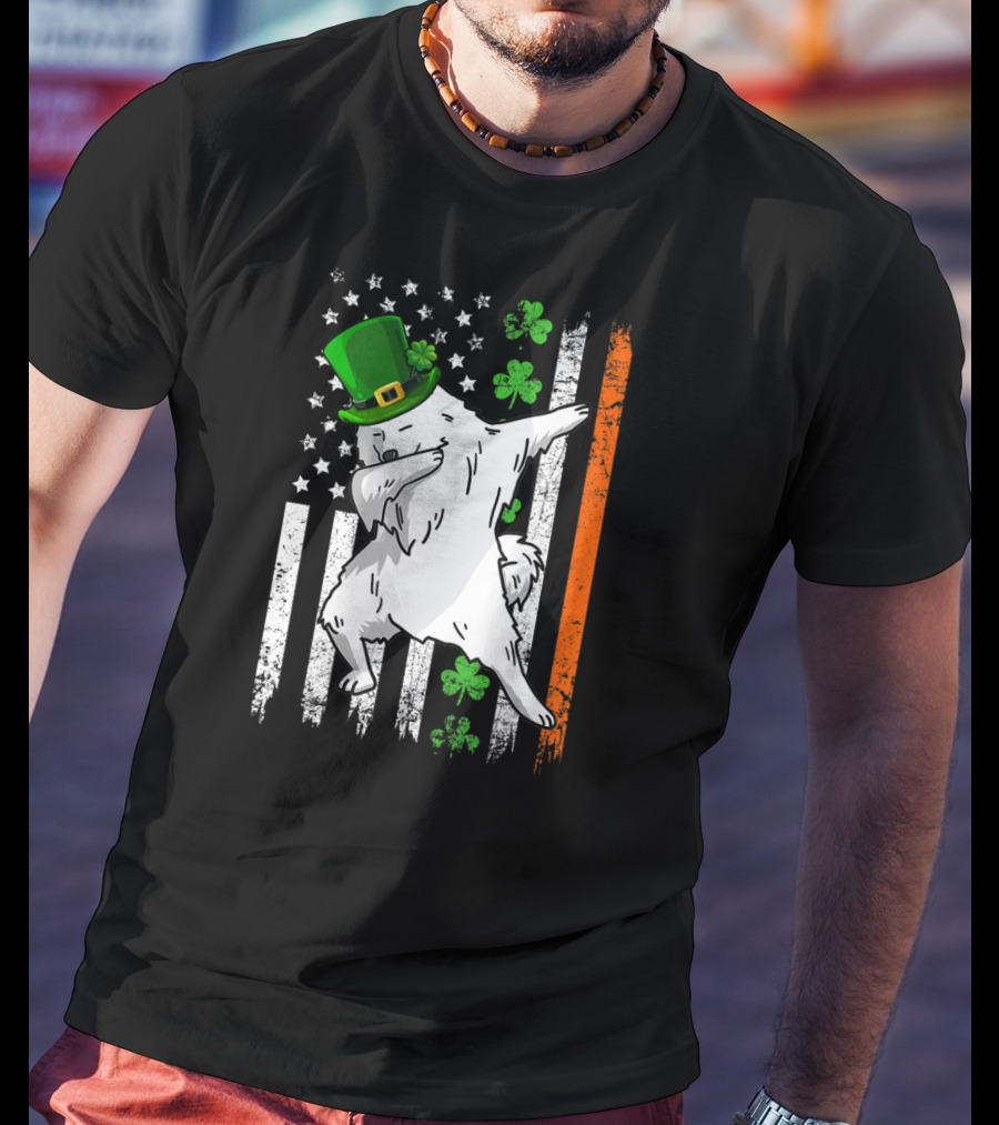 Dabbing Samoyed Leprechaun Patrick Irish Flag Shamrocks T-Shirt